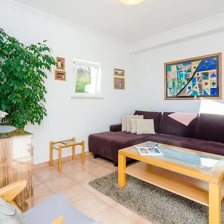 Swallow's Nest - One Bedroom With Balcony