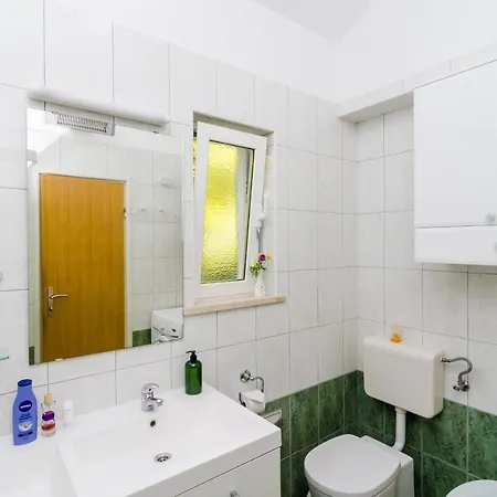 Apartman Swallow's Nest - One Bedroom With Balcony